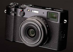 17 Best Point and Shoot Cameras to Buy in 2022 (Buying Guide)