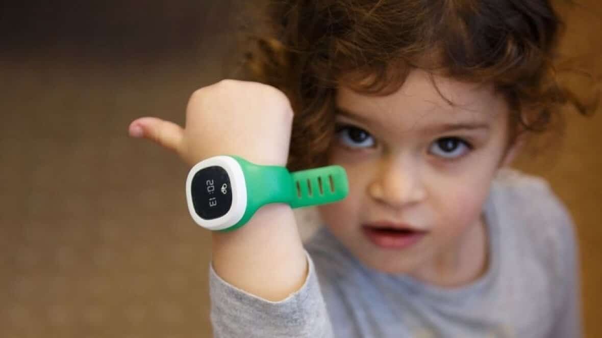 Top 5 Best GPS Trackers for Kids to buy in 2021 - Reviews & Guides